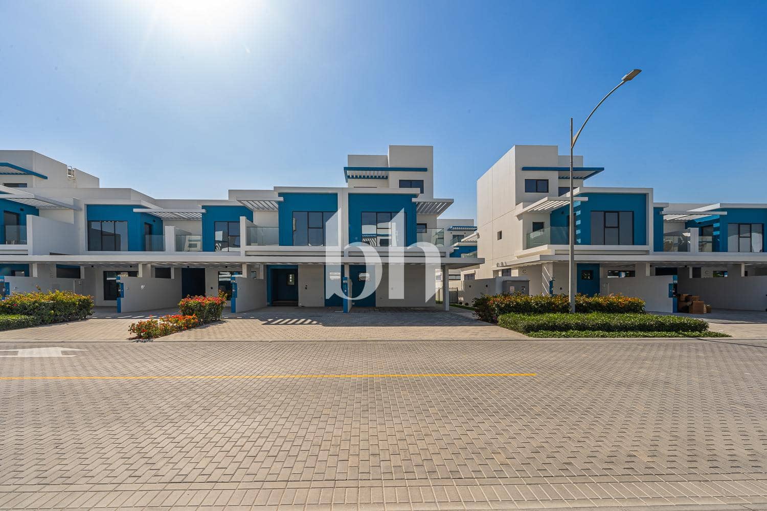 4 Bedroom Townhouse in Santorini 2