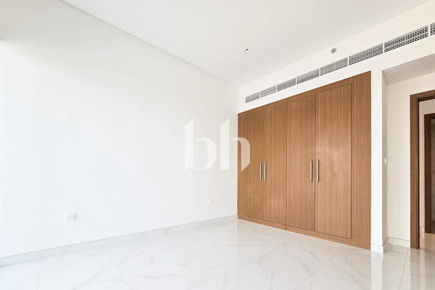 2 Bedroom Apartment in Azizi Central - photo 2