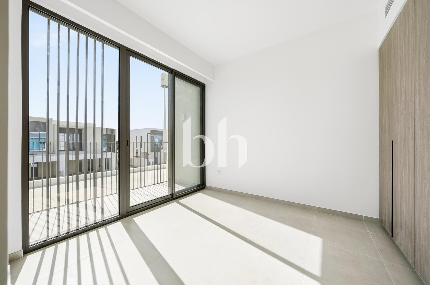 4 Bedroom Townhouse in Nara - photo 2