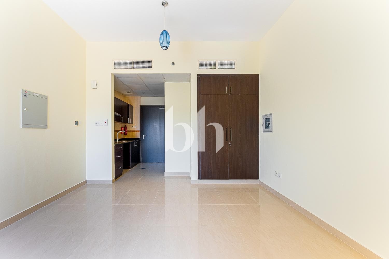 1 Bedroom Apartment in Infinity Building - photo 2