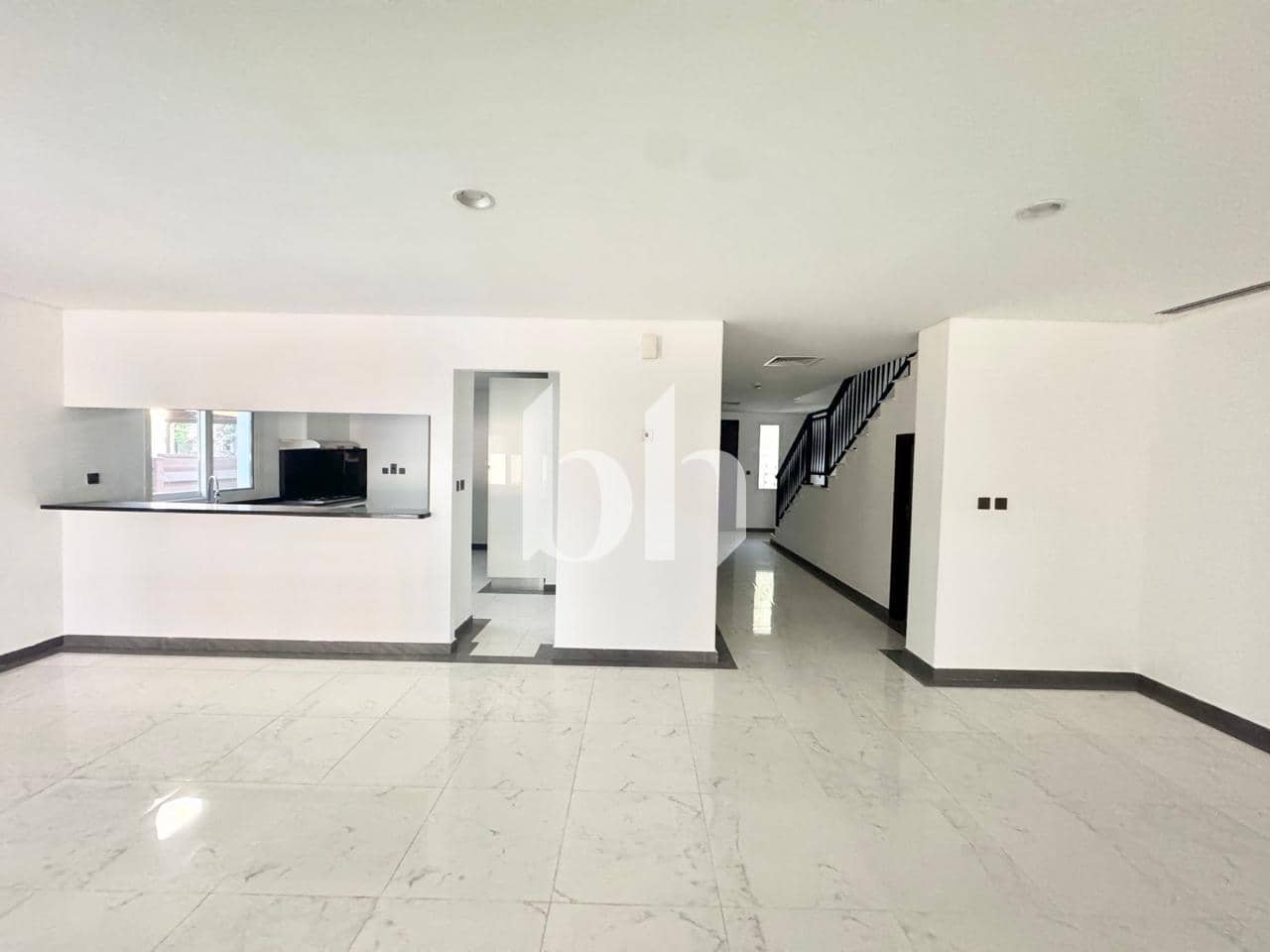 3 Bedroom Townhouse in Al Habtoor Polo Resort and Club - The Residences - photo 2