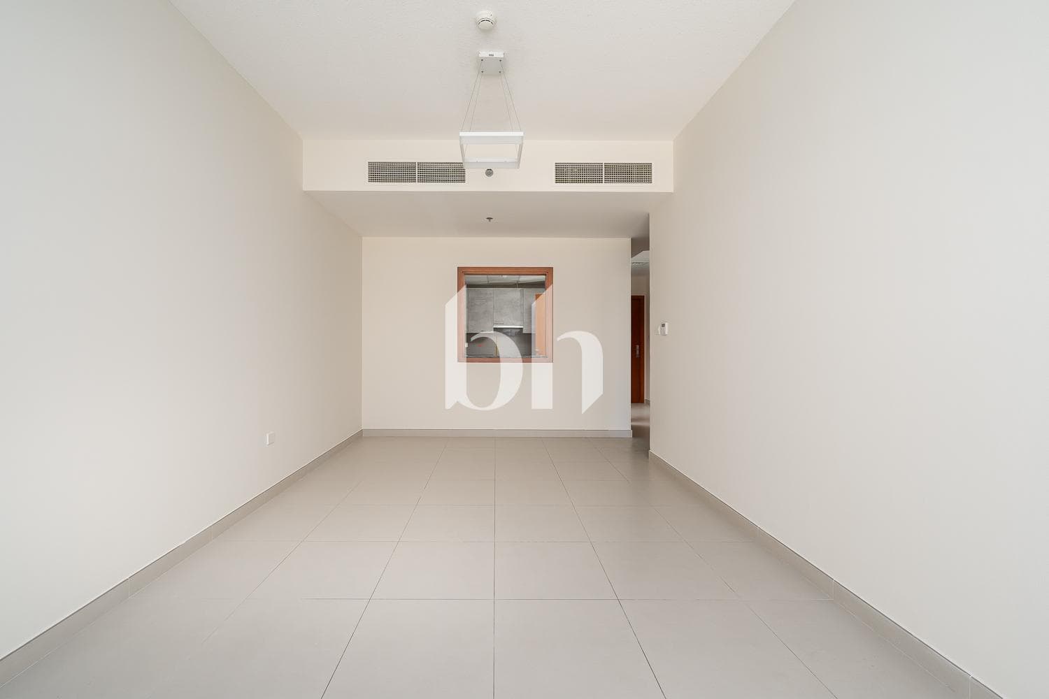 1 Bedroom Apartment in Blue Reef Building - photo 2