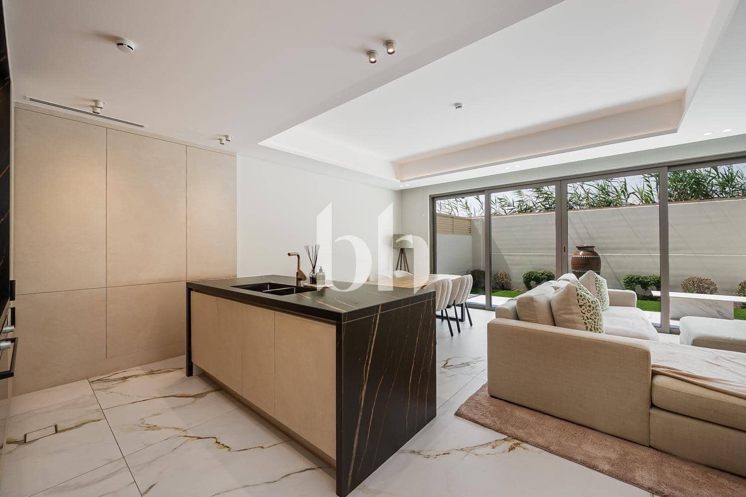 3 Bedroom Townhouse in Jasmine Lane - photo 2