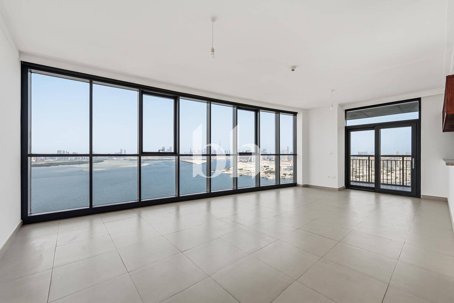 3 Bedroom Apartment in Dubai Creek Residence Tower 3 North - photo 2