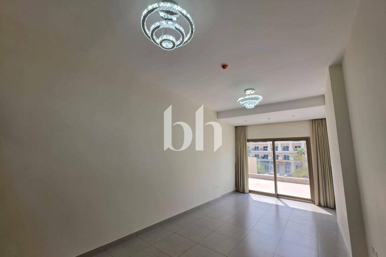 3 Bedroom Apartment in The Wings B - photo 2