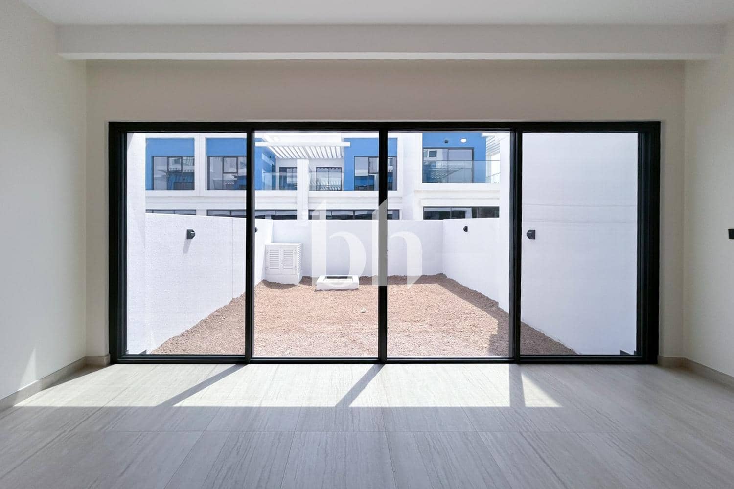 3 Bedroom Townhouse in Santorini 1 - photo 1