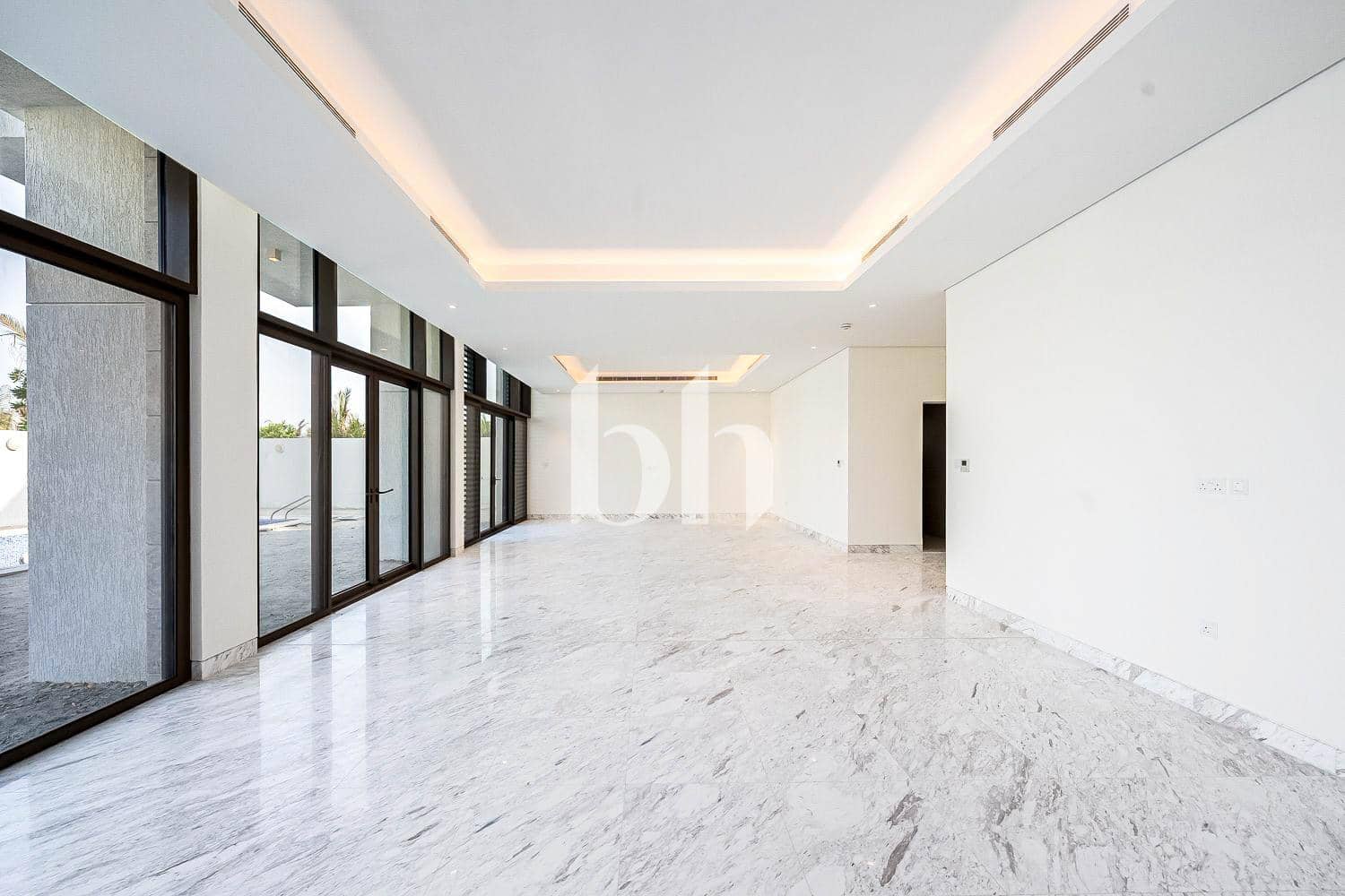 6 Bedroom Villa in District One - B Villas