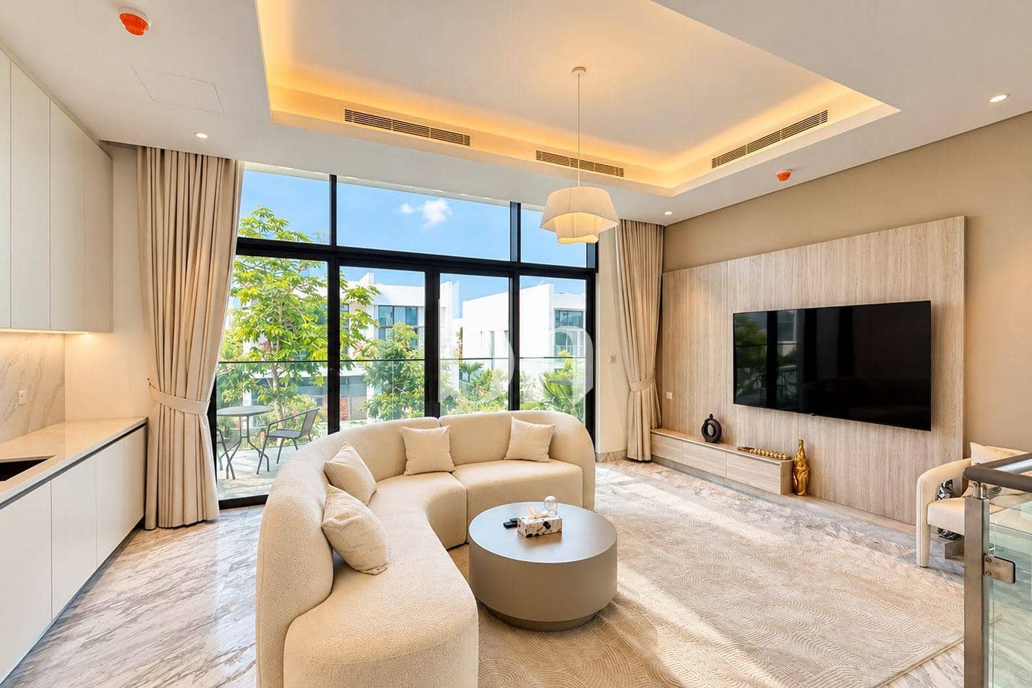 4 Bedroom Villa in District One - B Villas - photo 1