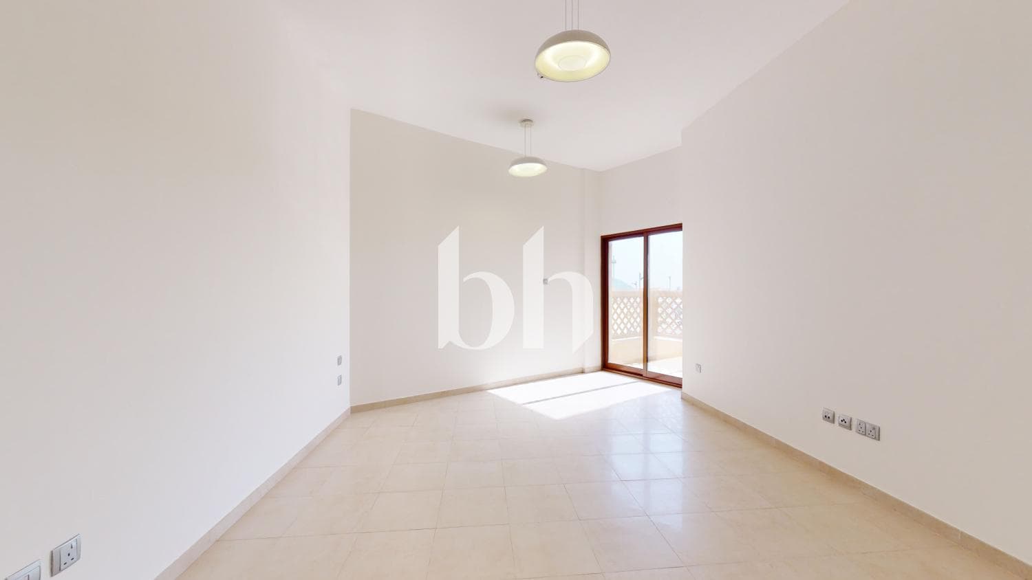 1 Bedroom Apartment in Blue Reef building - photo 2
