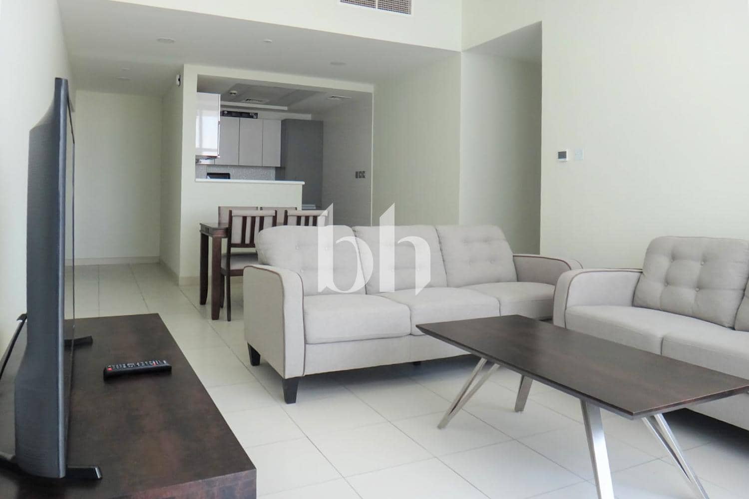 3 Bedroom Apartment in Tower 1, Glitz 3