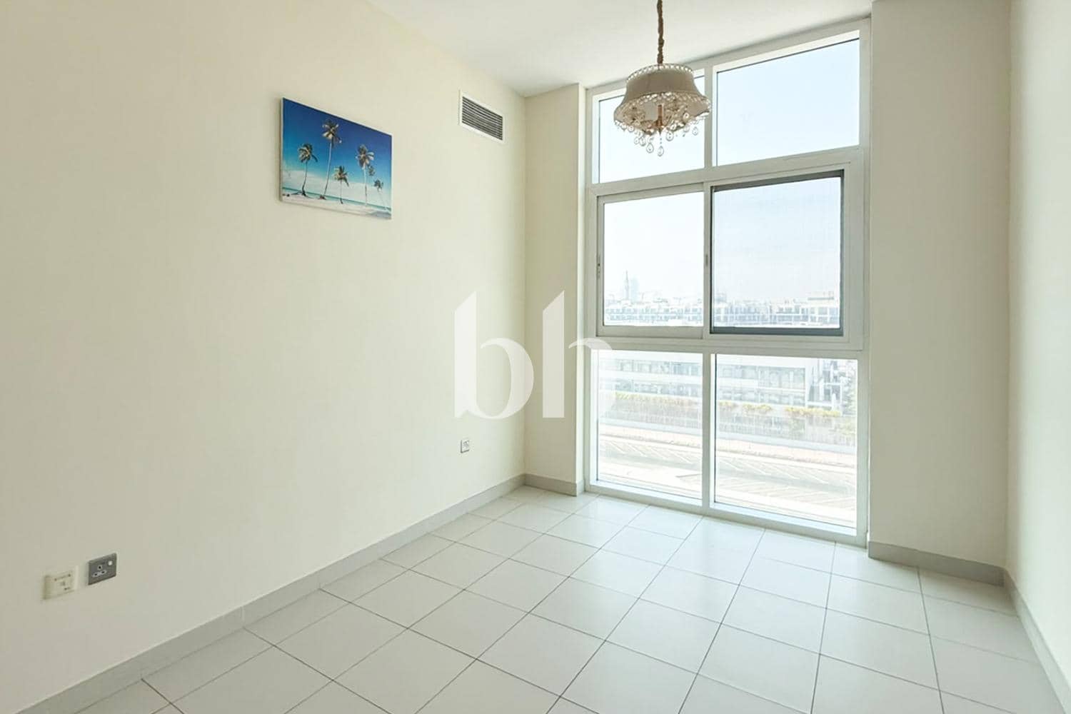 3 Bedroom Apartment in Tower 1, Glitz 3 - photo 1