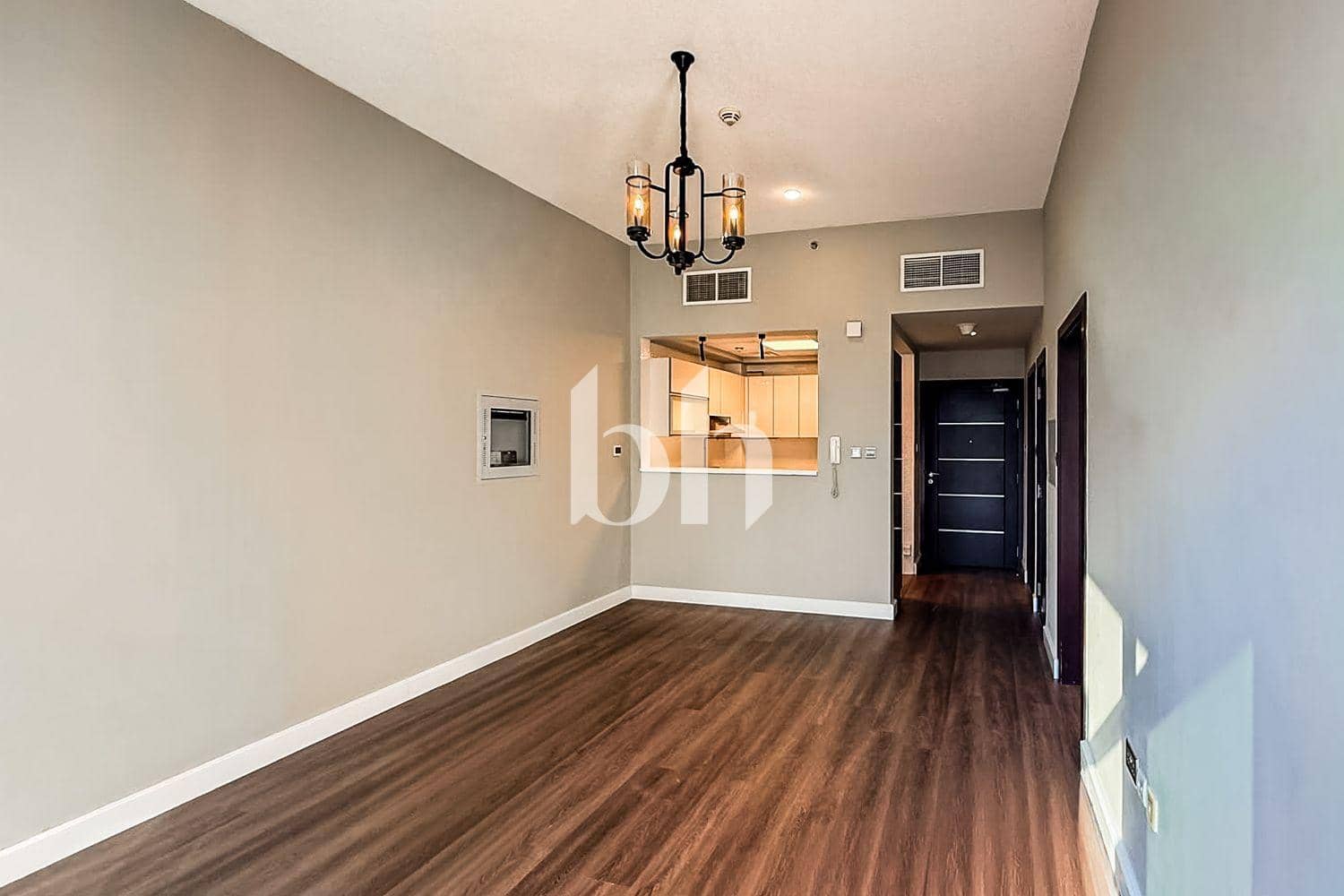 1 Bedroom Apartment in Glitz 3B - photo 1