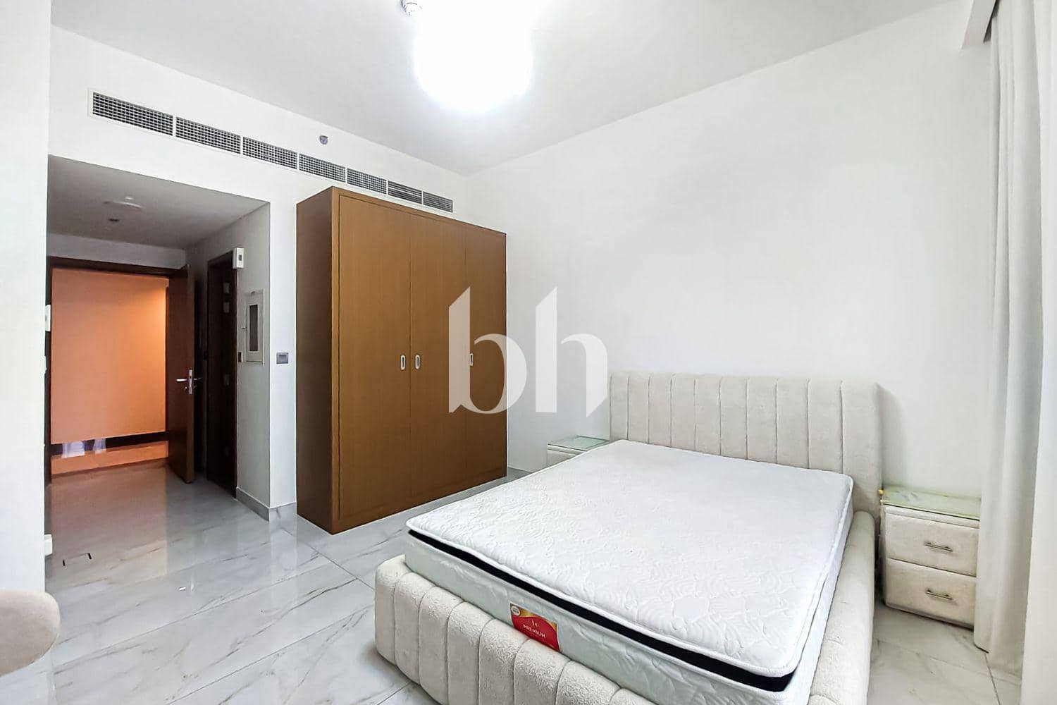 Studio Apartment in Azizi Mirage - photo 1