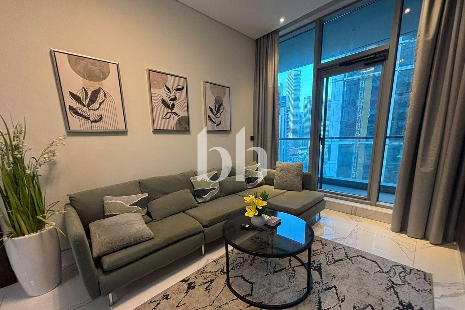 1 Bedroom Apartment in J ONE Tower A - photo 1