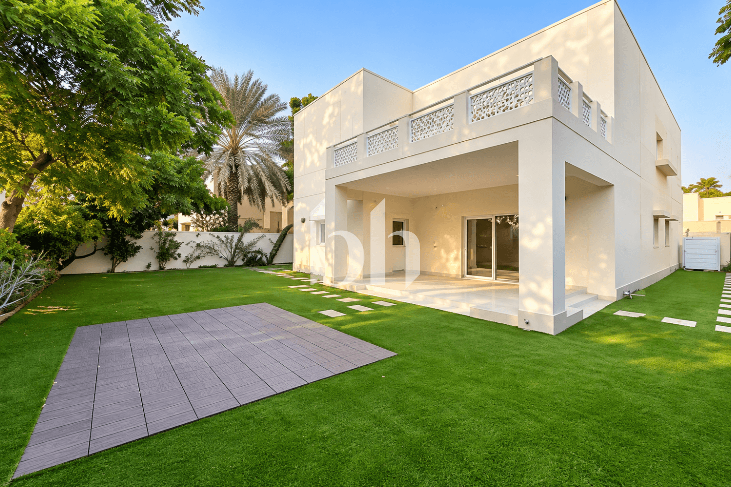4 Bedroom Villa in Meadows 6