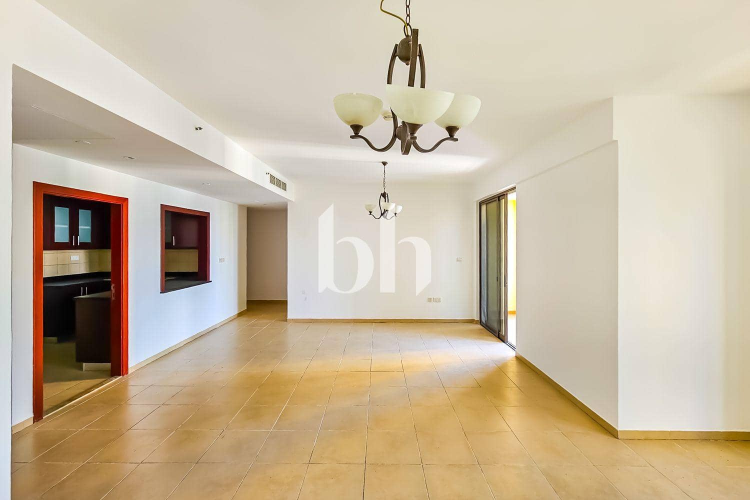 2 Bedroom Apartment in Murjan 6 - photo 2