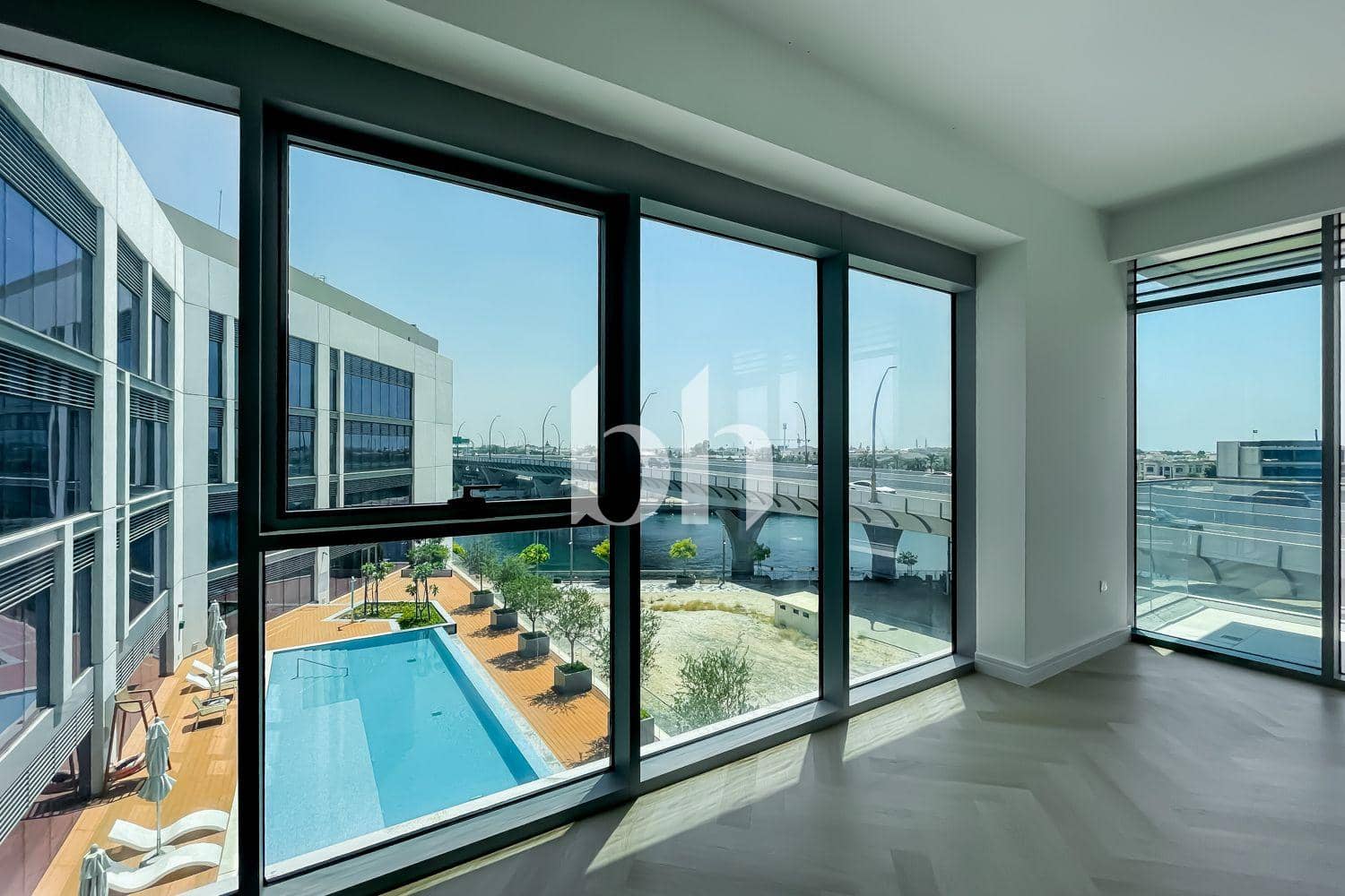 1 Bedroom Apartment in Canal Front Residence 4 - photo 1