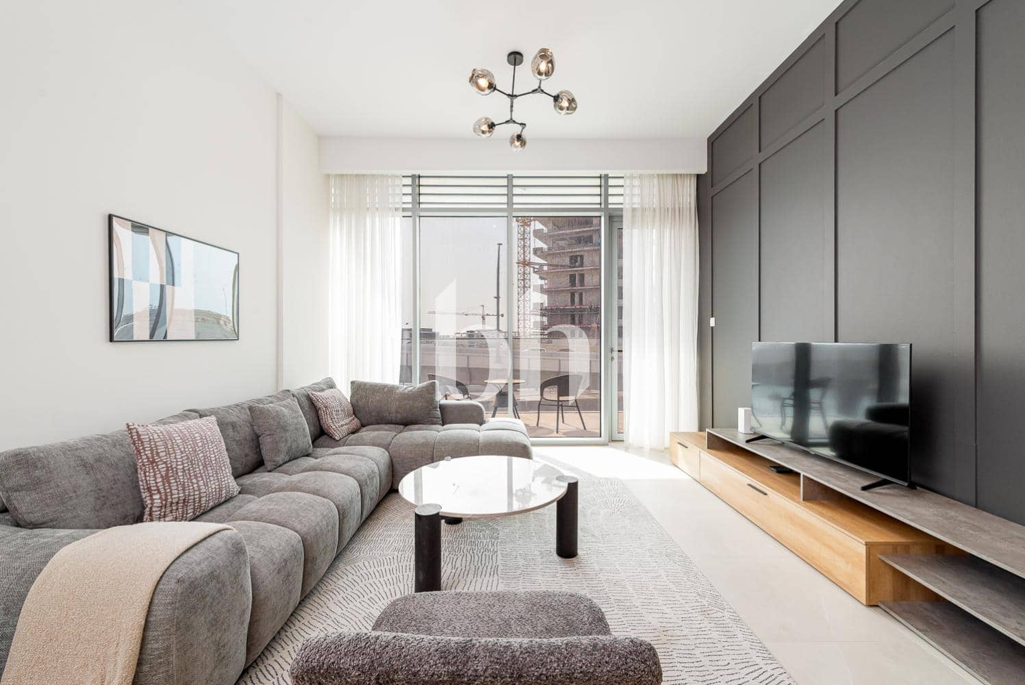 1 Bedroom Apartment in Canal Front Residence 4