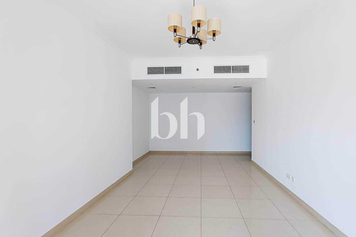 1 Bedroom Apartment in Saba Tower 2 - photo 1