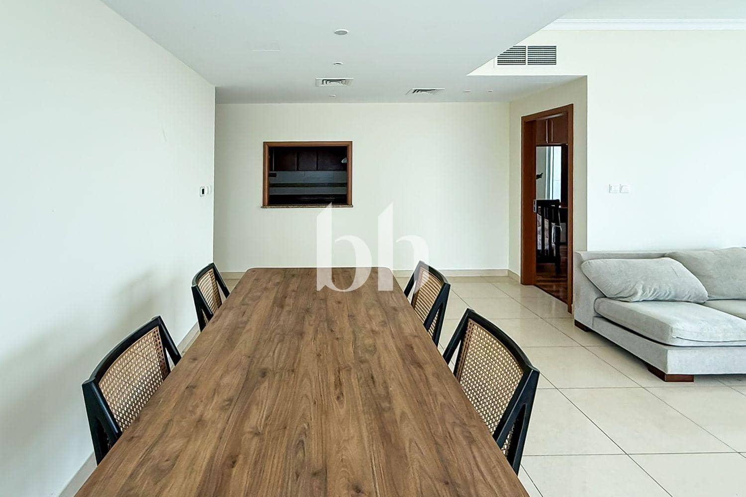 2 Bedroom Apartment in Saba Tower 3 - photo 2
