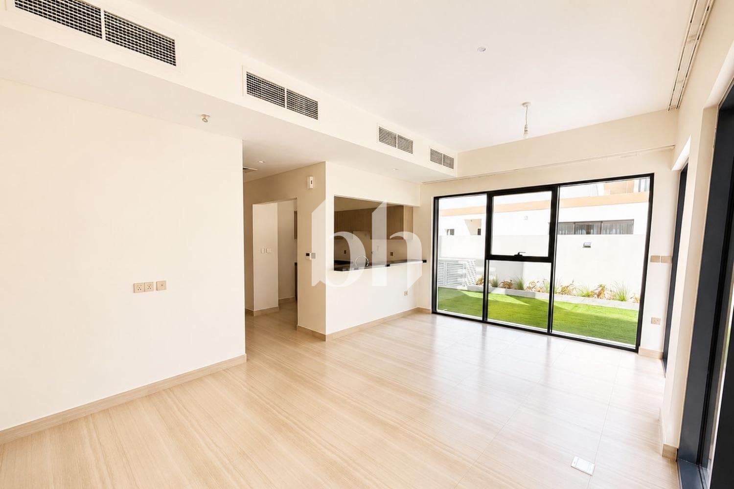 4 Bedroom Villa in Rochester - photo 2