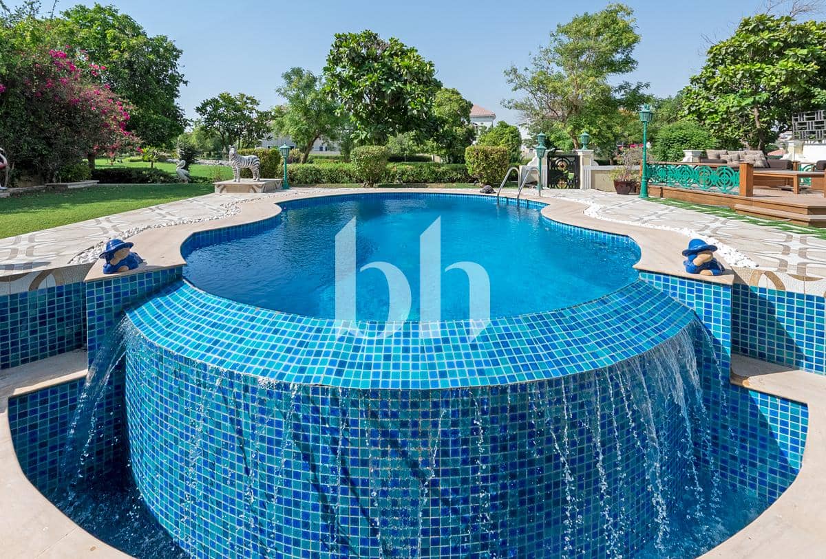 5 Bedroom Villa in Hacienda - photo 2