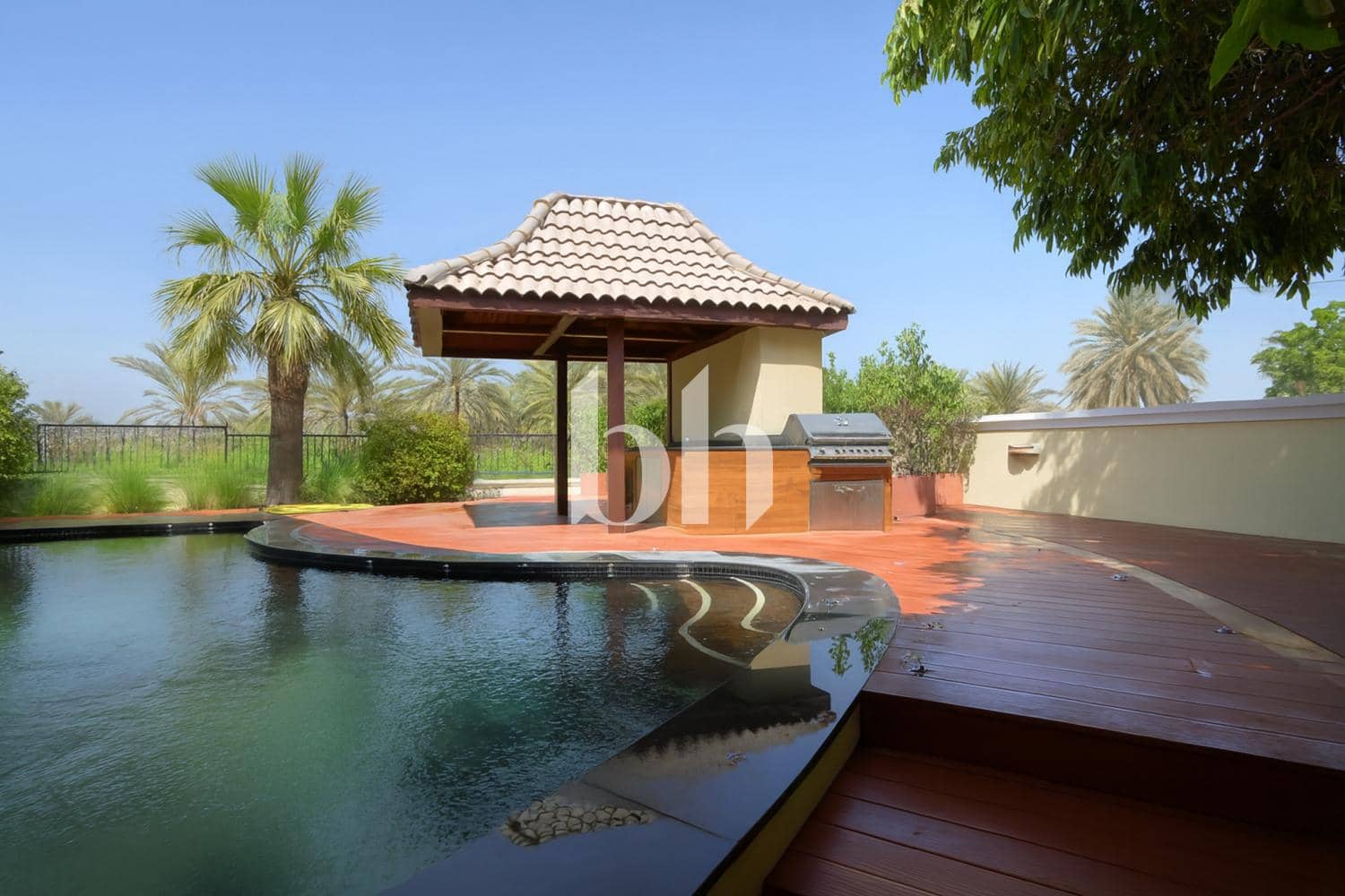 6 Bedroom Villa in Sector HT - photo 1