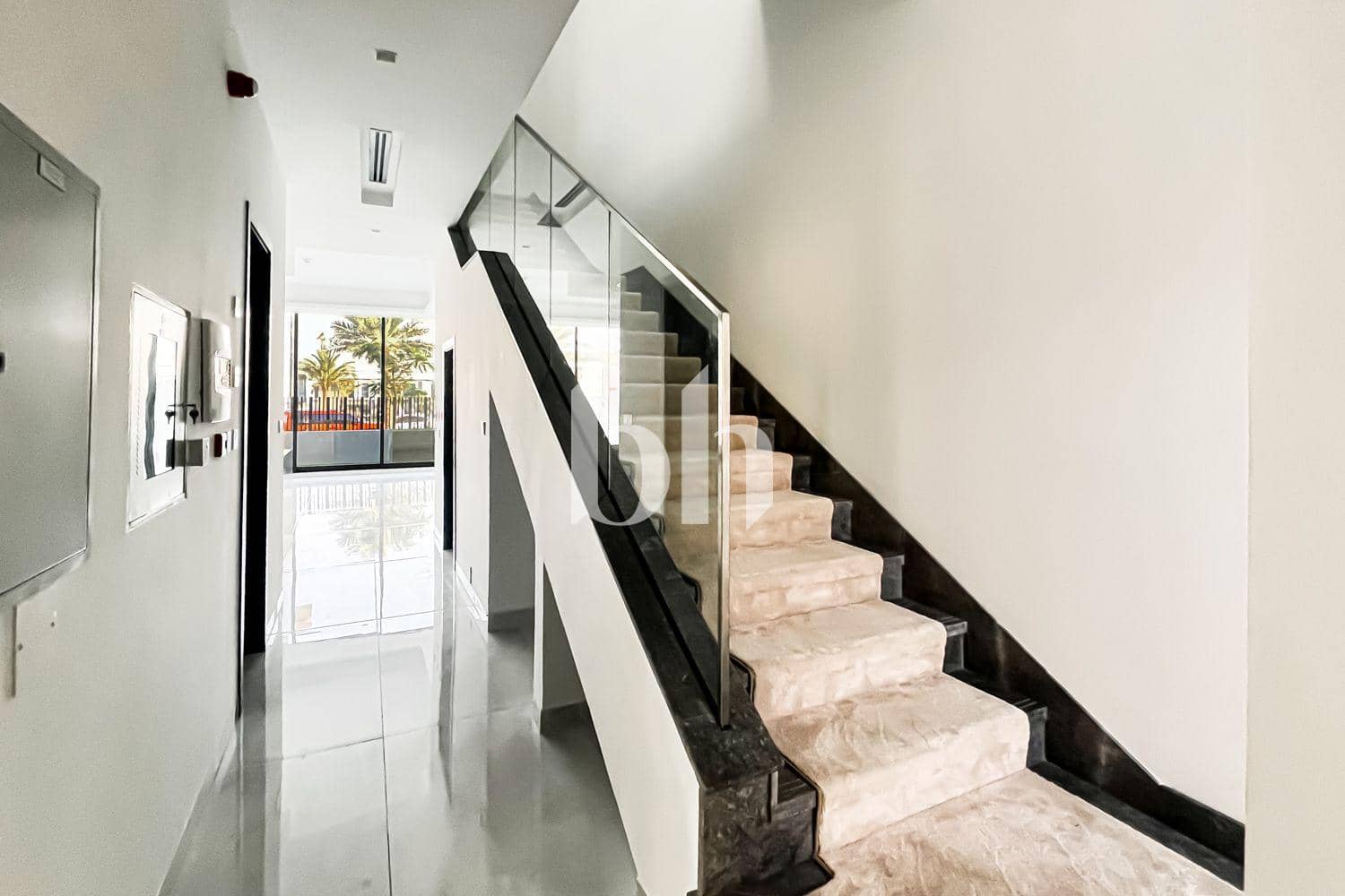 4 Bedroom Villa in Gestalt Townhouse 1 - photo 2