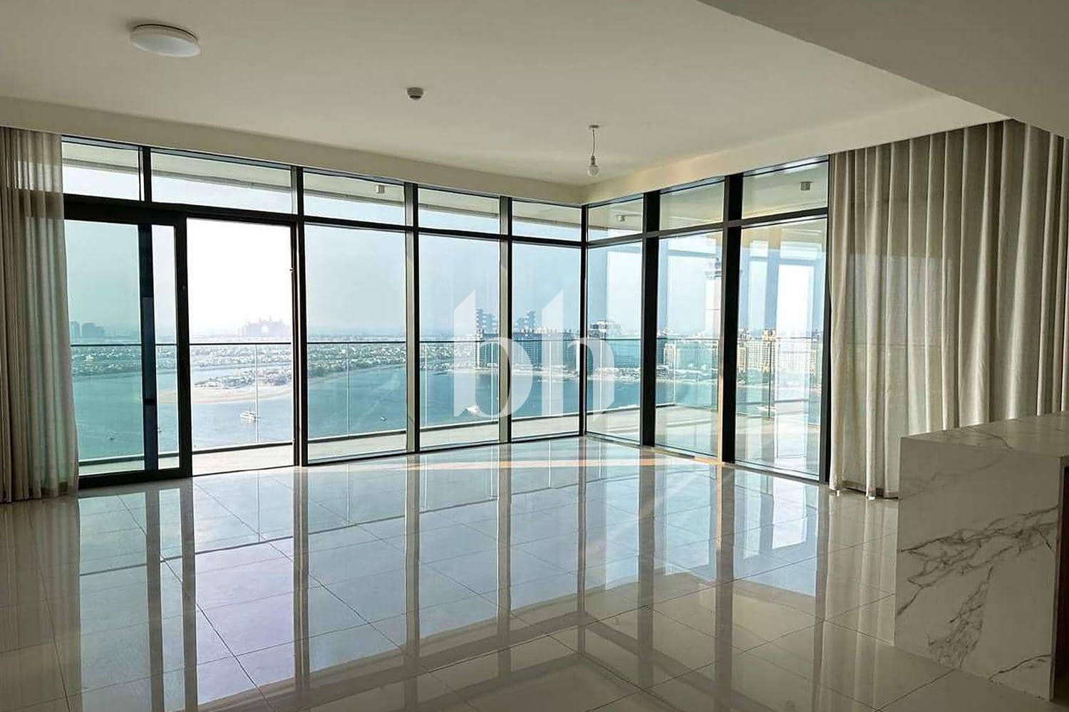 3 Bedroom Apartment in Beach Vista Tower 1 - photo 2