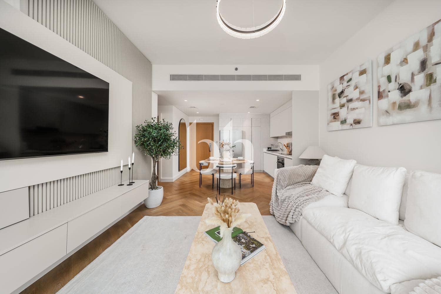 2 Bedroom Apartment in Beach Vista Tower 1 - photo 1