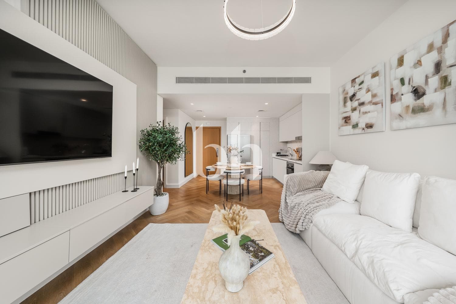 2 Bedroom Apartment in Beach Vista Tower 1 - photo 1