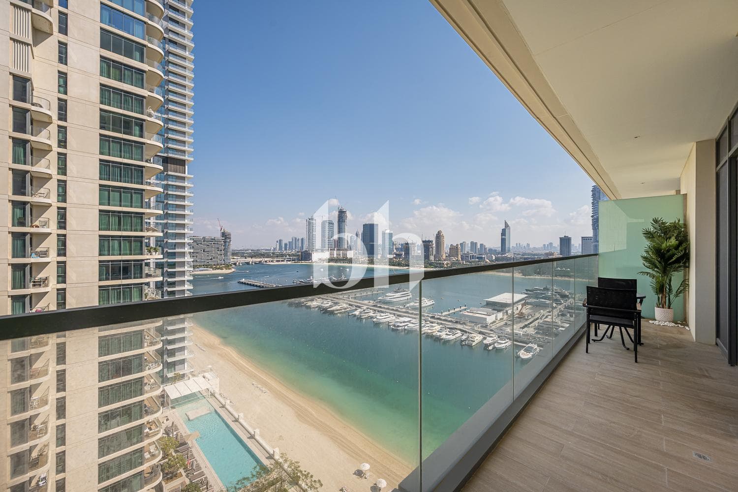 1 Bedroom Apartment in Marina Vista Tower 1 - photo 1