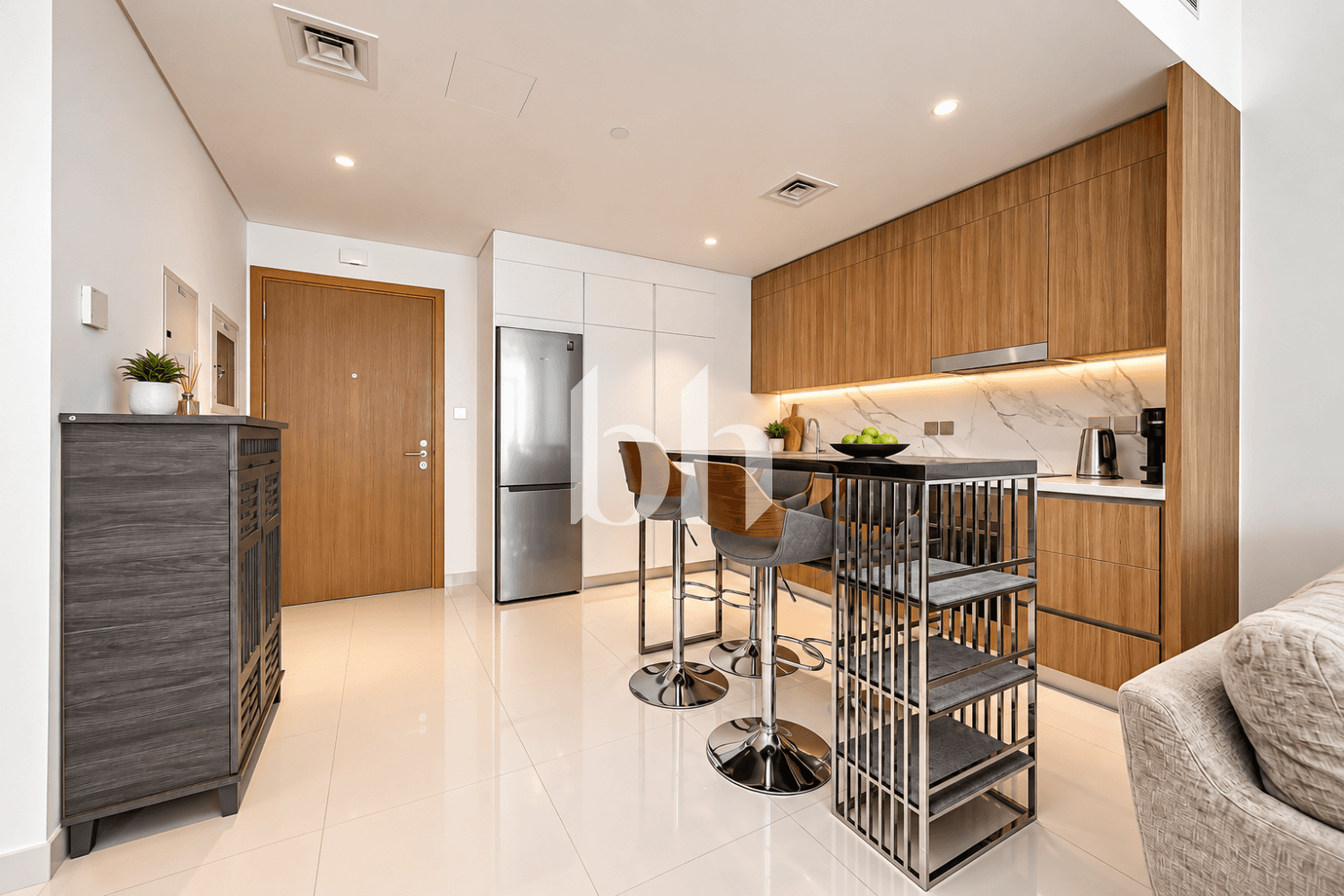 1 Bedroom Apartment in Beach Vista Tower 1 - photo 2