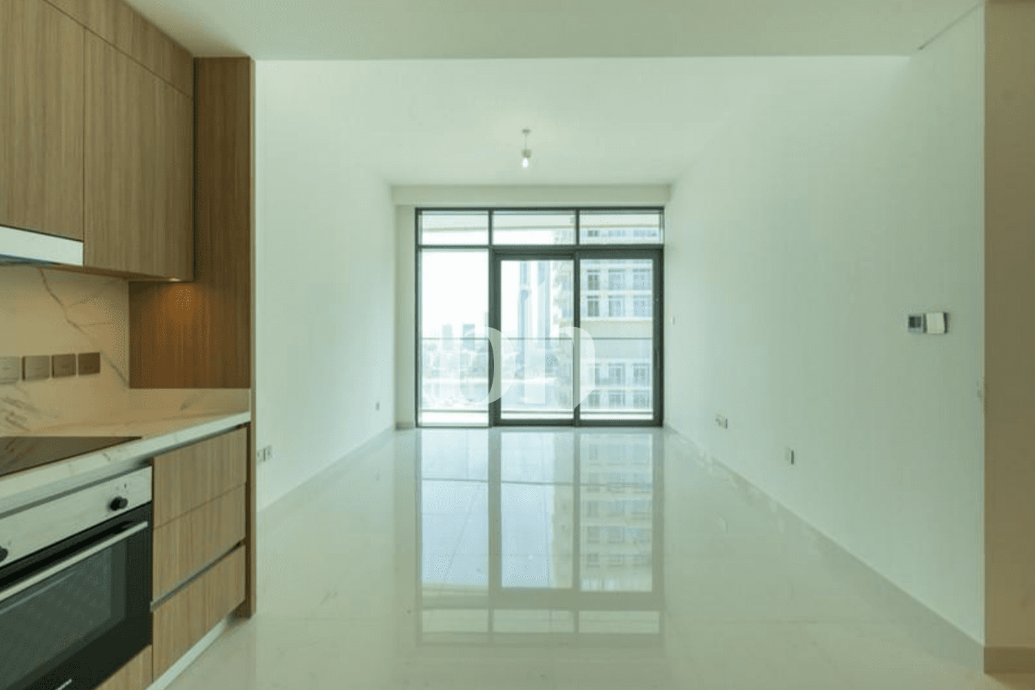2 Bedroom Apartment in Beach Vista Tower 1