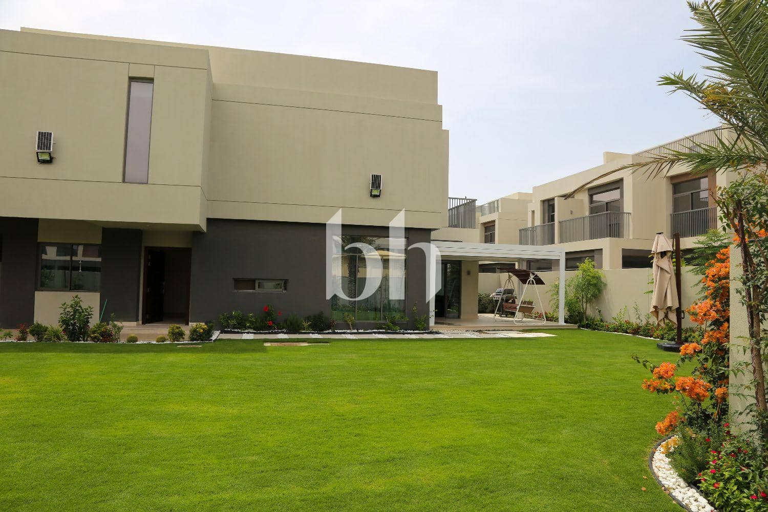 5 Bedroom Townhouse in The Pulse Beachfront 3