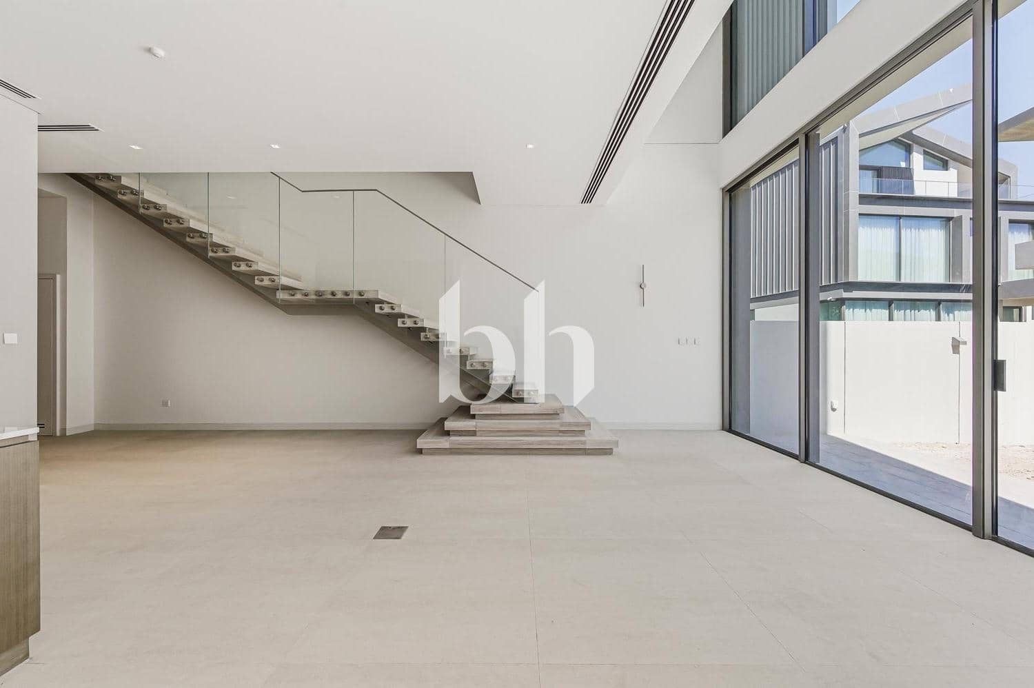 3 Bedroom Townhouse in Nad Al Sheba Gardens Phase 2 - photo 2
