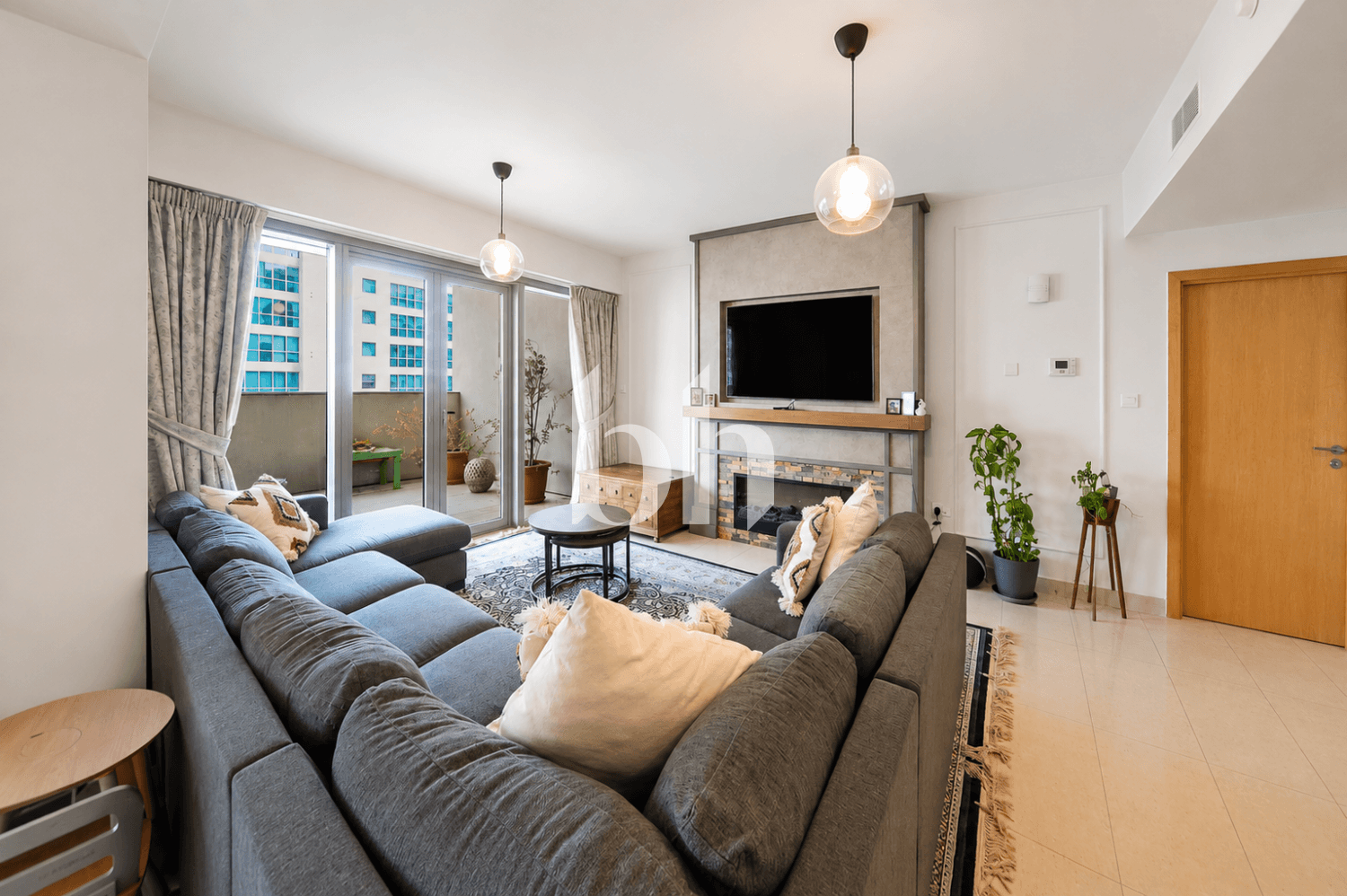 4 Bedroom Apartment in Building B - photo 2