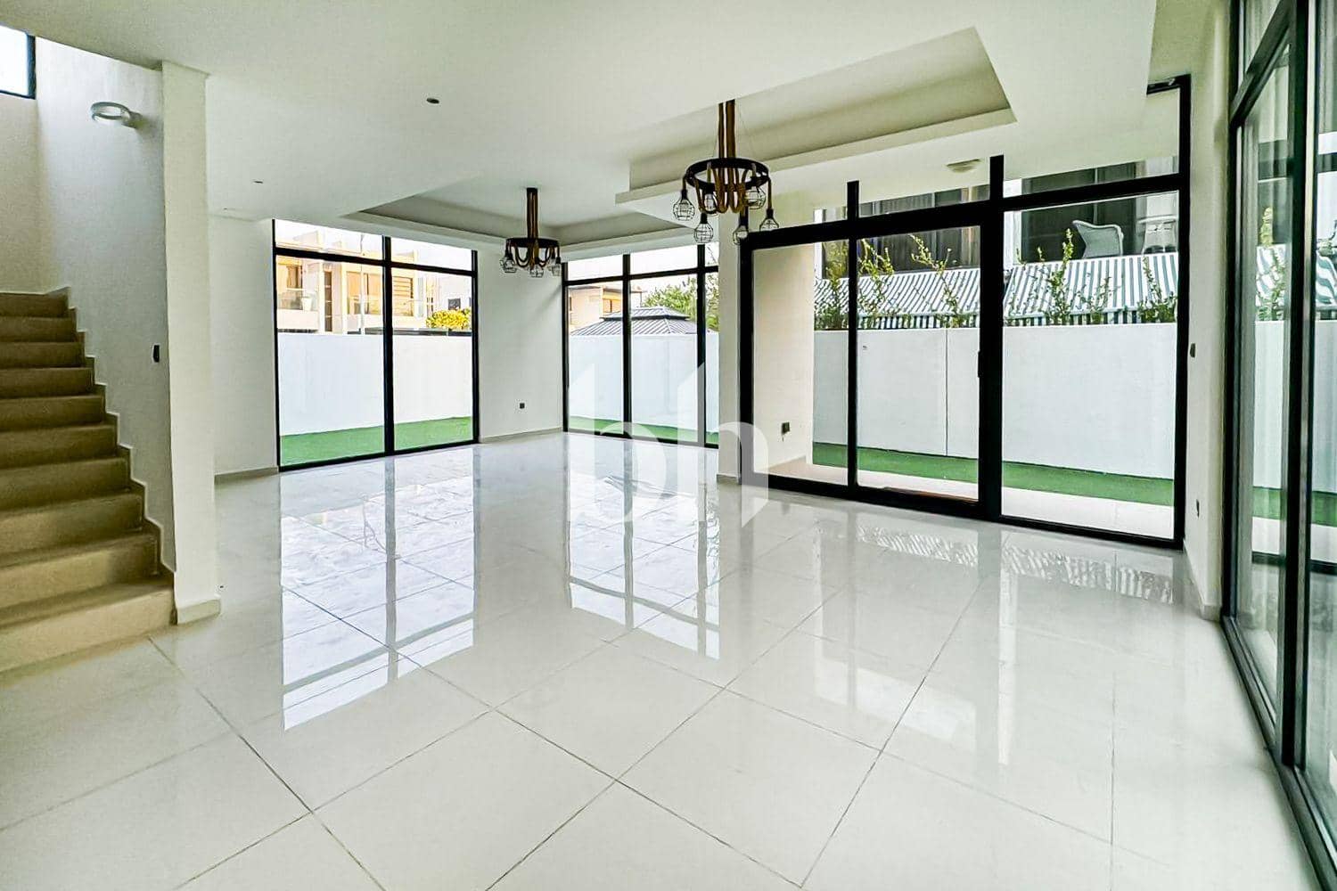 6 Bedroom Villa in Aurum Villas - photo 1