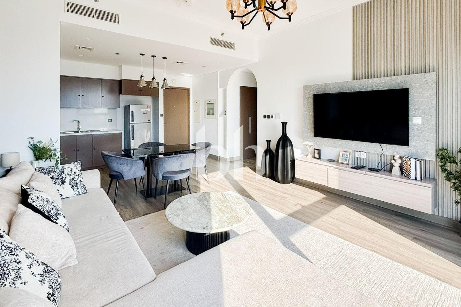 2 Bedroom Apartment in Act One Act Two Tower 1
