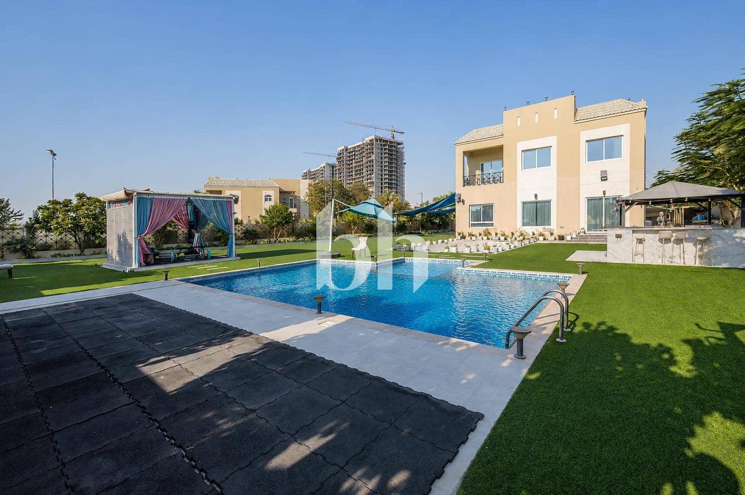 5 Bedroom Villa in B Villas - photo 1