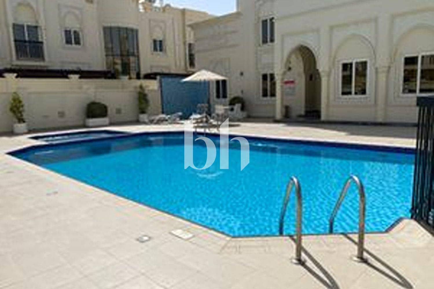 5 Bedroom Villa in Umm Suqeim 1 Villas