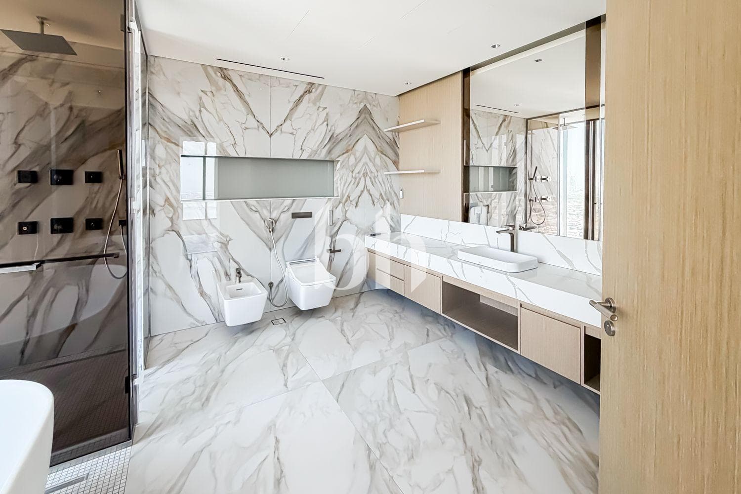 4 Bedroom Apartment in The S Tower - photo 2