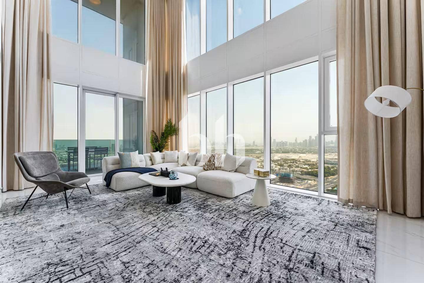 3 Bedroom Penthouse in 1 Residences - 1 - photo 1