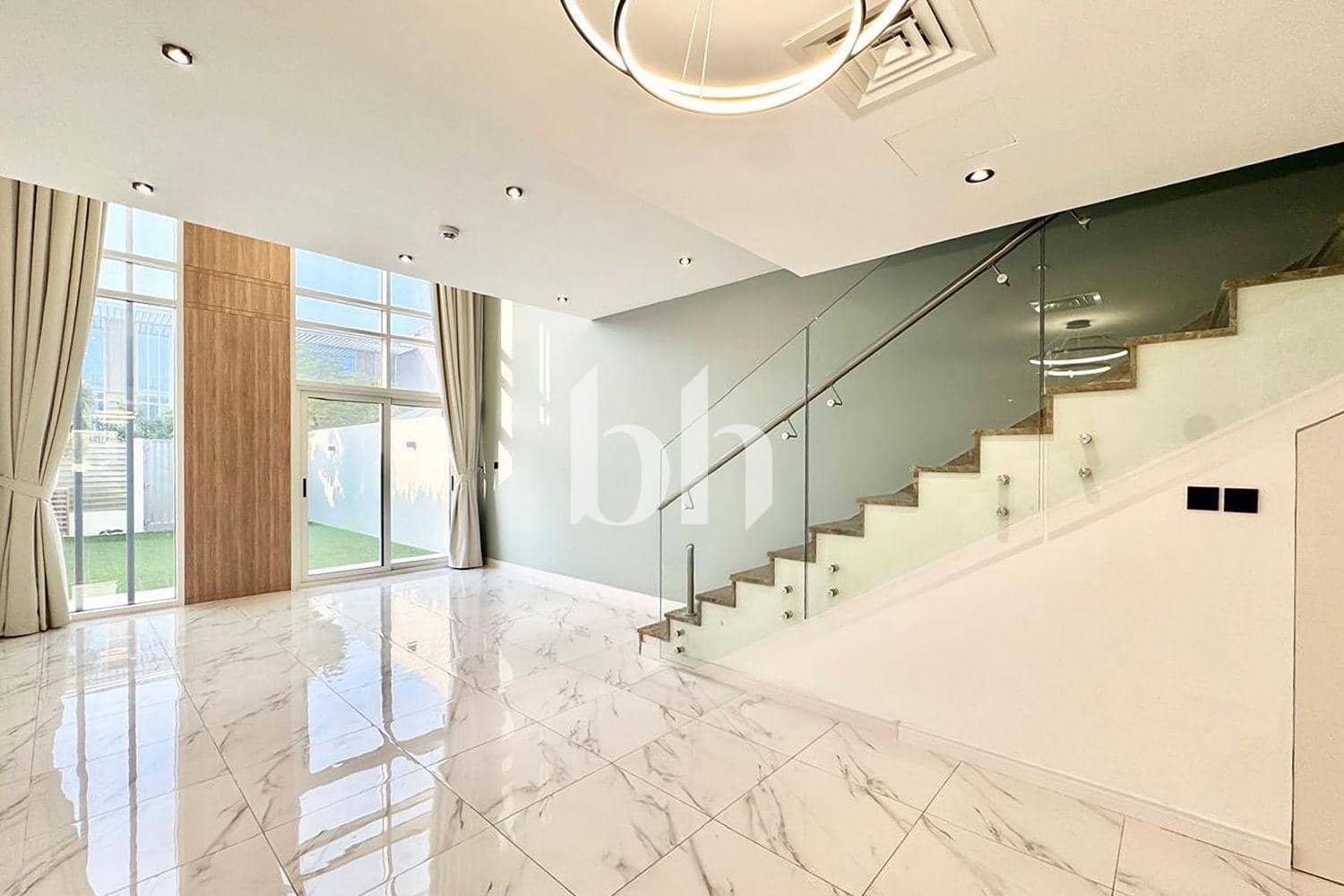 2 Bedroom Townhouse in Rukan Lofts - photo 2