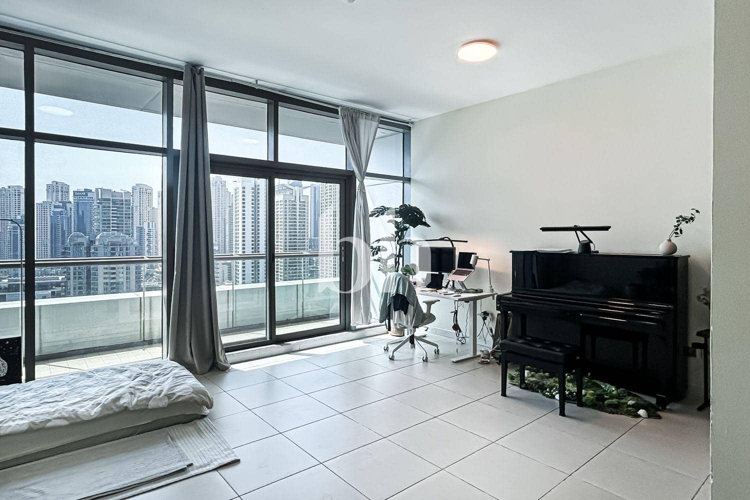 Studio Apartment in Indigo Tower
