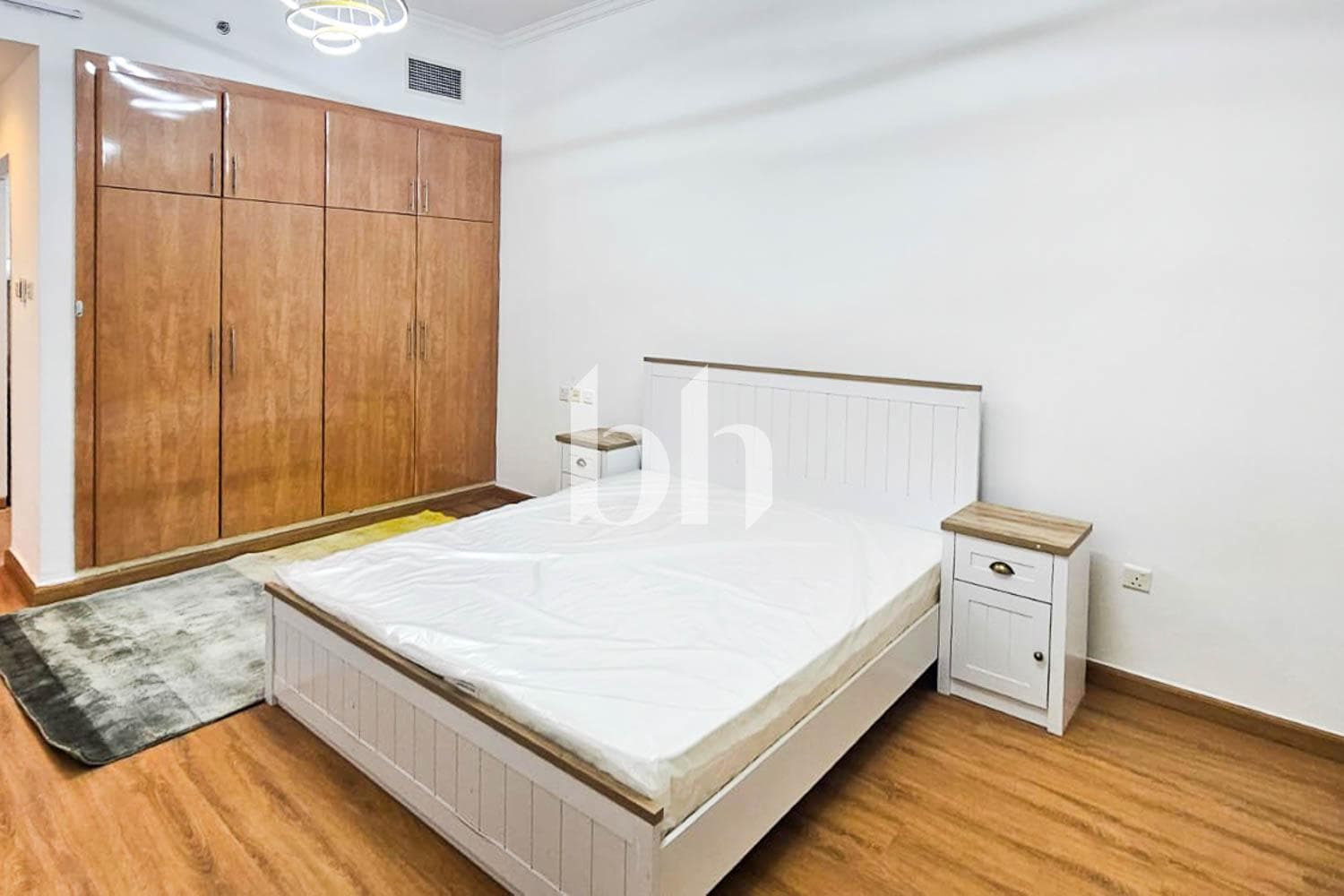 Studio Apartment in Lake City Tower