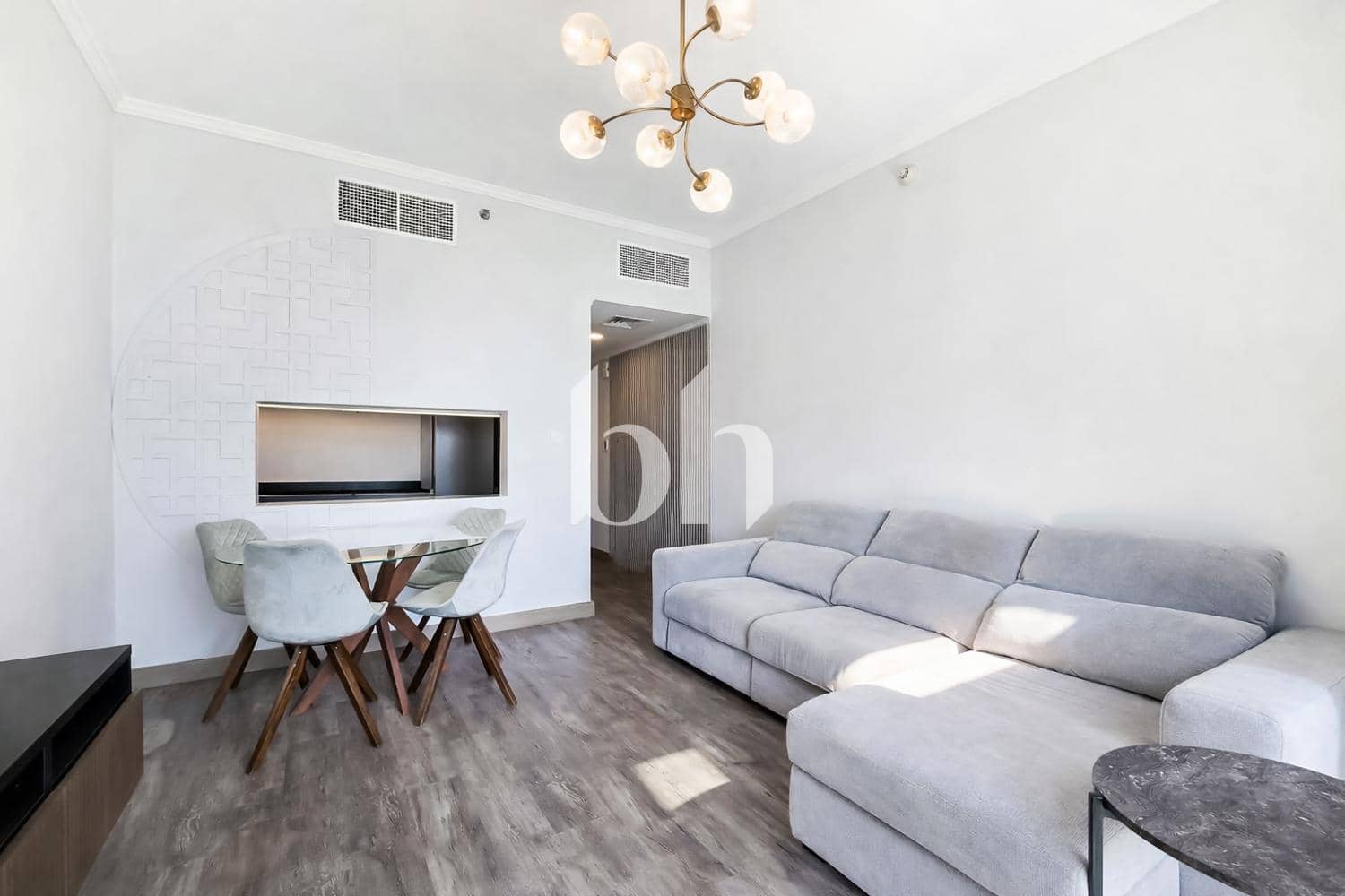 1 Bedroom Apartment in Jumeirah Bay X1 - photo 2