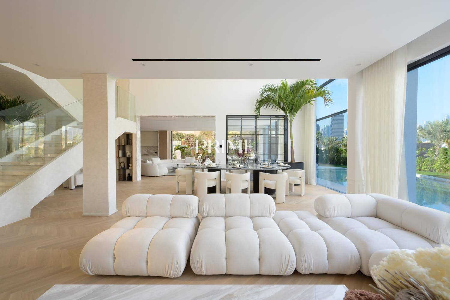 5 Bedroom Villa in Entertainment Foyer - photo 1
