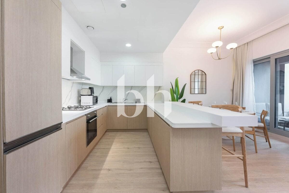 2 Bedroom Apartment in Downtown Dubai - photo 1