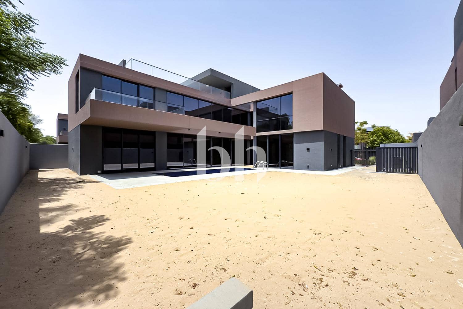 5 Bedroom Villa in Kaya - photo 1